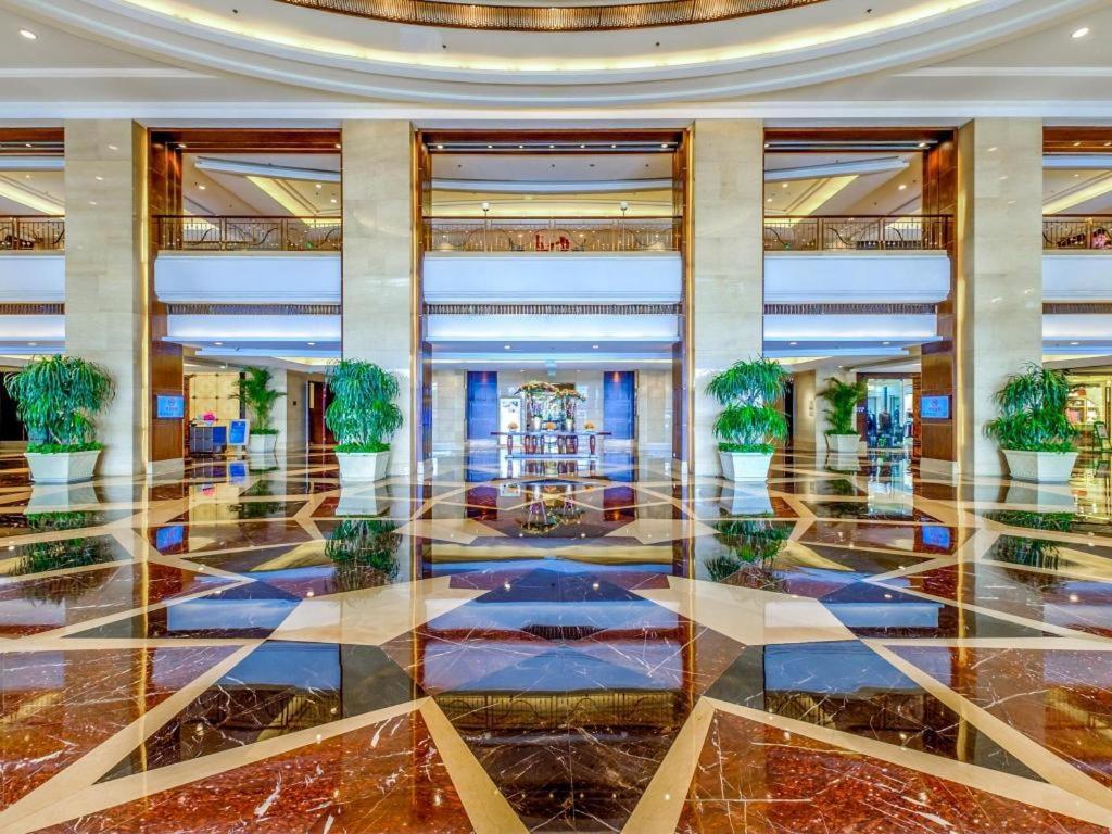 New Century Hangzhou Grand Hotel Buitenkant foto