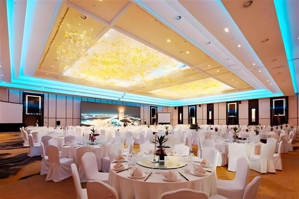 New Century Hangzhou Grand Hotel Buitenkant foto