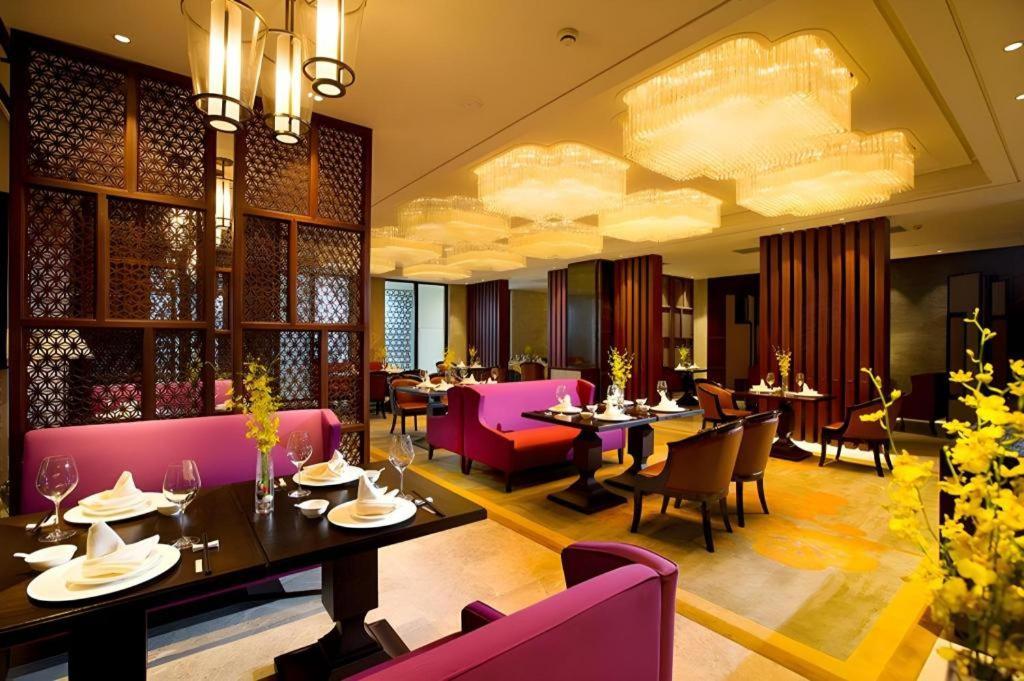 New Century Hangzhou Grand Hotel Buitenkant foto